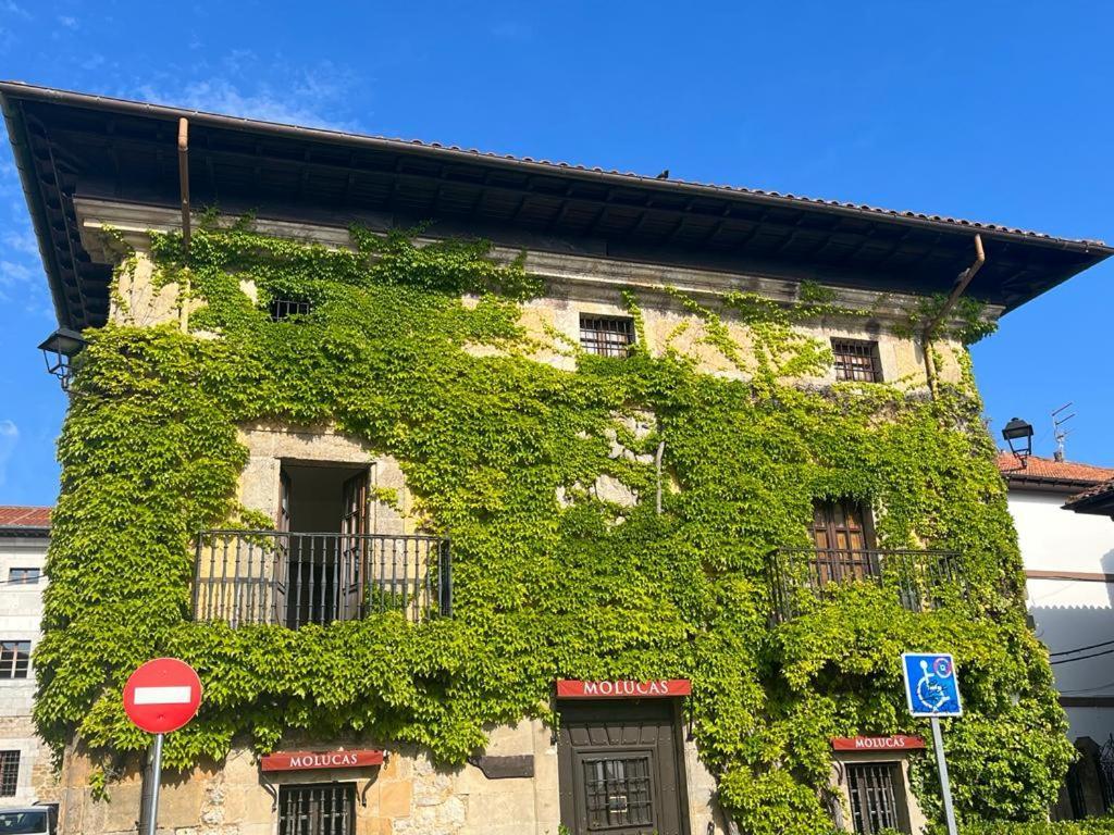 Apartamento Gaudi Comillas Exterior photo